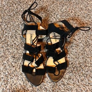 Neiman Marcus Lace Up Heels Gladiator Sandals Black Suede Heels‎ 7.5
